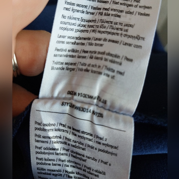 💥Host Pick💥Guess Size 27 " Waist S 8 UK Navy Pleated Front Skirt Side Zip - Picture 11 of 12